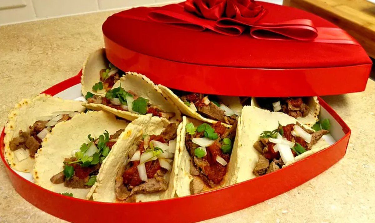 TexasHumor's tweet image. Valentine's Day is next week. This is all I want.