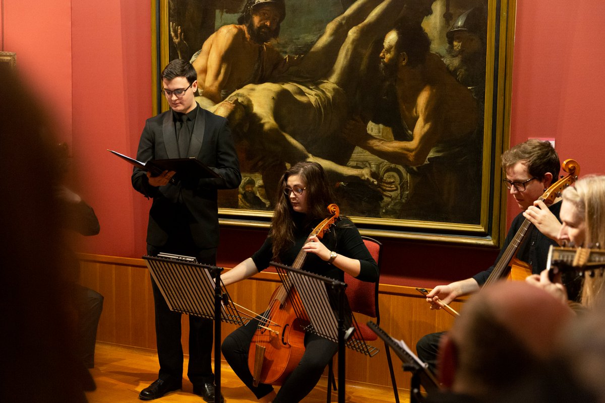 artsatbham's tweet photo. An incredible turnout to enjoy student musicians and art historians present works in the @BarberInstitute  collection. #Birmingham #Universityofbirmingham https://t.co/ABlKeuqFNS