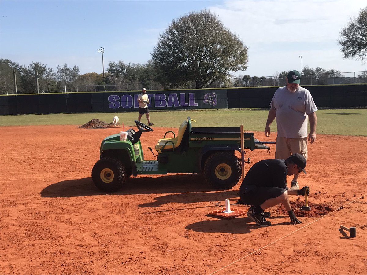 ws_softball's tweet photo. Big thank you to the parents and girls who came out today!!! π§Ήππ»#fieldcleanup https://t.co/5RlTMfQlm5