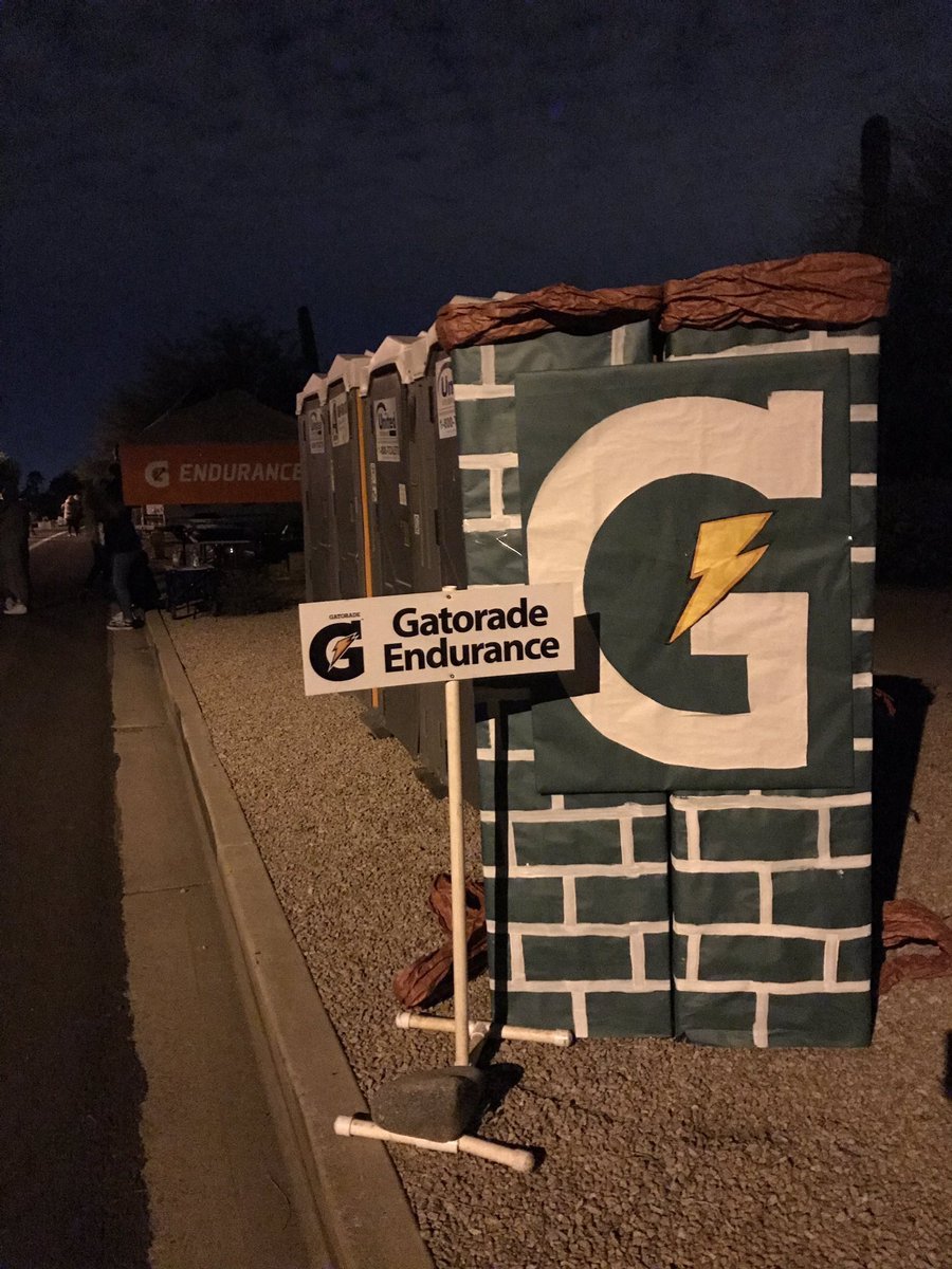 emmmamcavoy's tweet photo. PHX MARATHON!!! #BmoPhx @Gatorade @RMHSCouncil https://t.co/caCjU4Nk2d