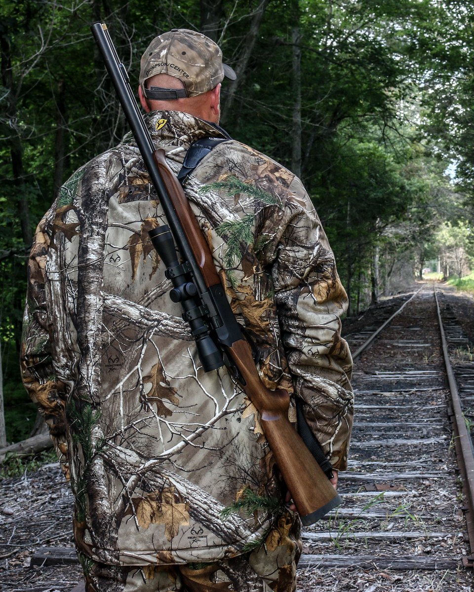 TCArmsCo's tweet photo. Why do walnut stocks look so good? Check out the one on the T/C Strike™. #TCarms #Muzzleloader #TCstrike https://t.co/WekgrpRGbM
