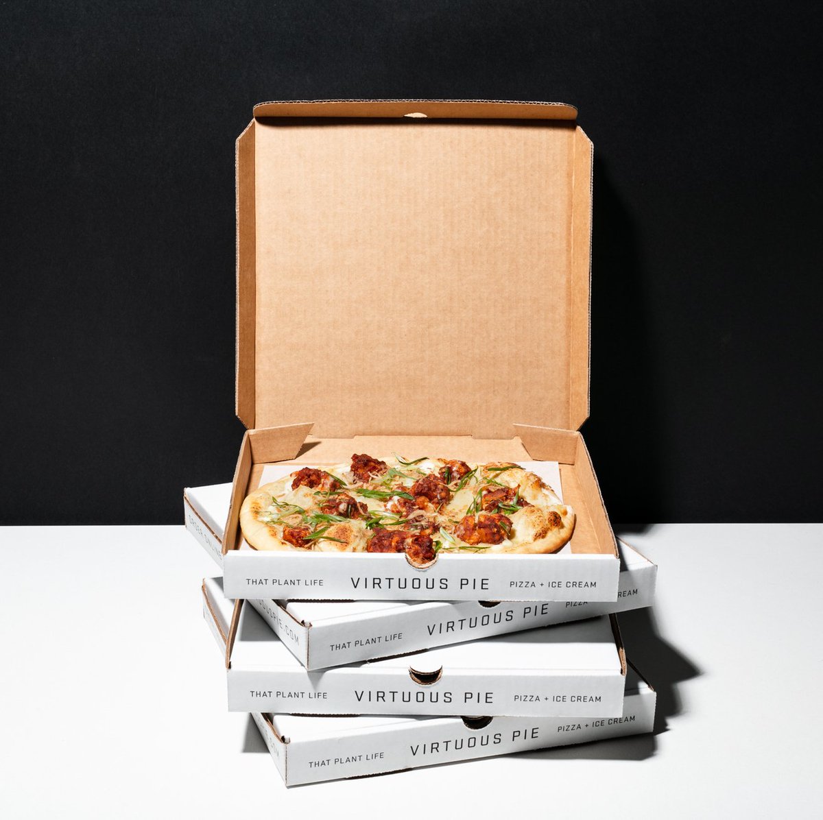 Happy NATIONAL PIZZA DAY friends!! 🍕🍕 Today we are offering FREE DELIVERY through DoorDash ALL DAY LONG!
.
Use code PIZZADAYVP19 on orders $25 or more and celebrate this important occasion from wherever you are!