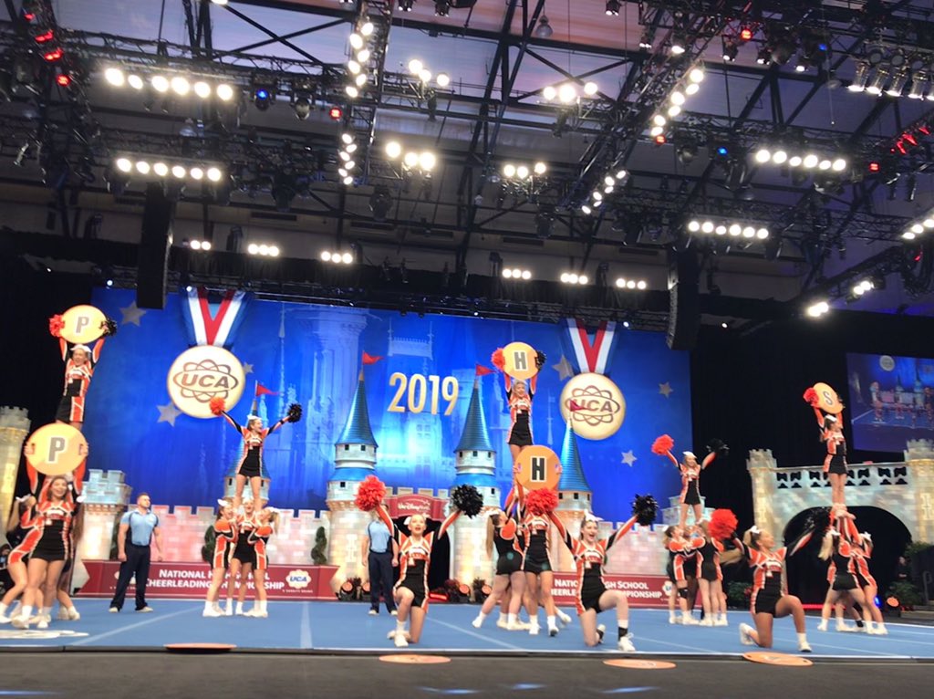 UCAupdates's tweet photo. Kicking off the Super Varsity DI Semi-Finals with routines packed full of energy to lead the crowd! 💥 #UCAnationals https://t.co/ckSPenVwRV