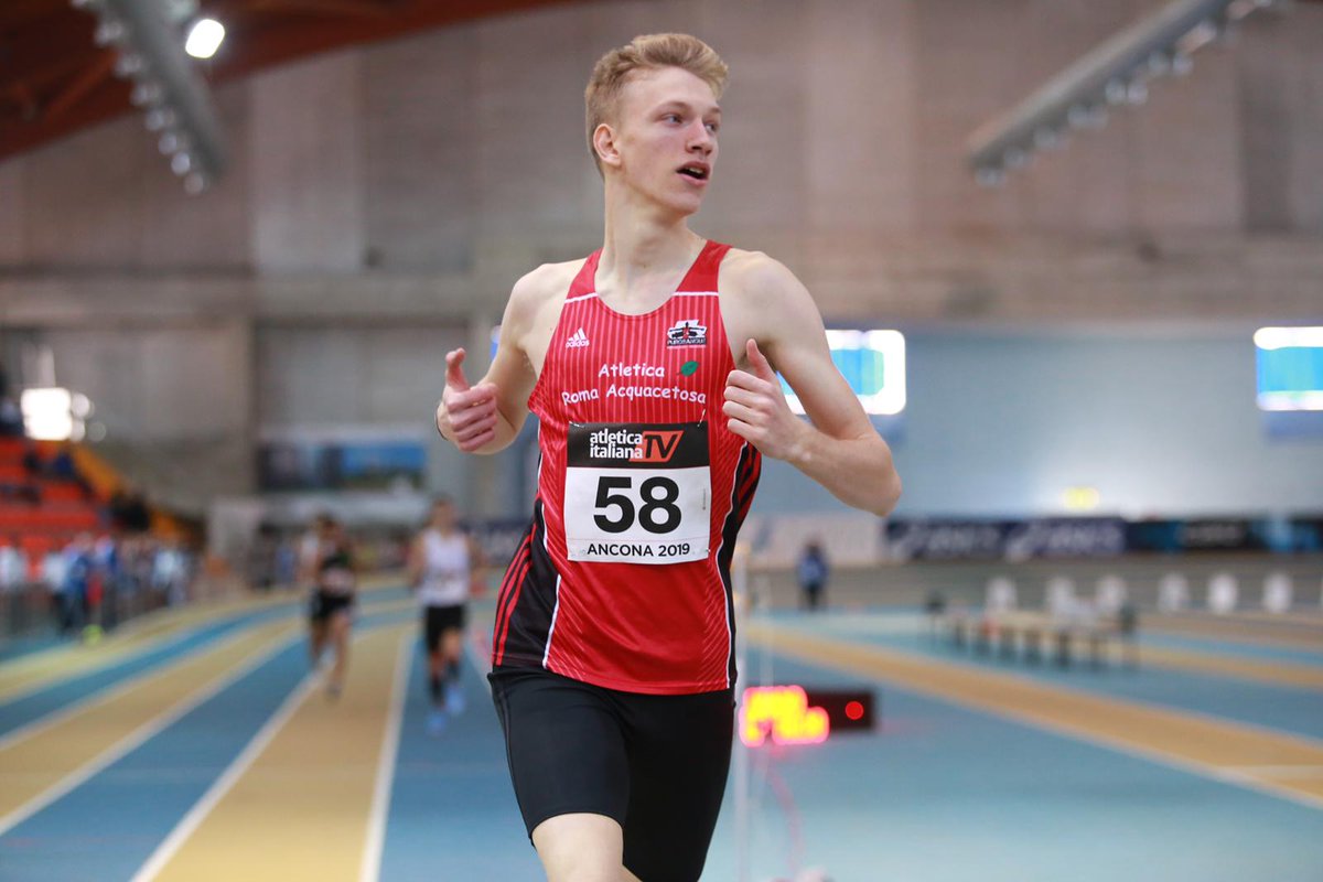 atleticaitalia's tweet photo. #atletica #indoor2019 BENATI DA RECORD! Migliore prestazione italiana 🇮🇹 under 18 nei #400metri per il campione europeo Lorenzo Benati con 47.74 in batteria ad Ancona! Battuto il 47.77 di Edoardo Scotti del 2017

DIRETTA STREAMING ▶️ https://t.co/vIK1MCTbBf https://t.co/JRUUp3uYzY