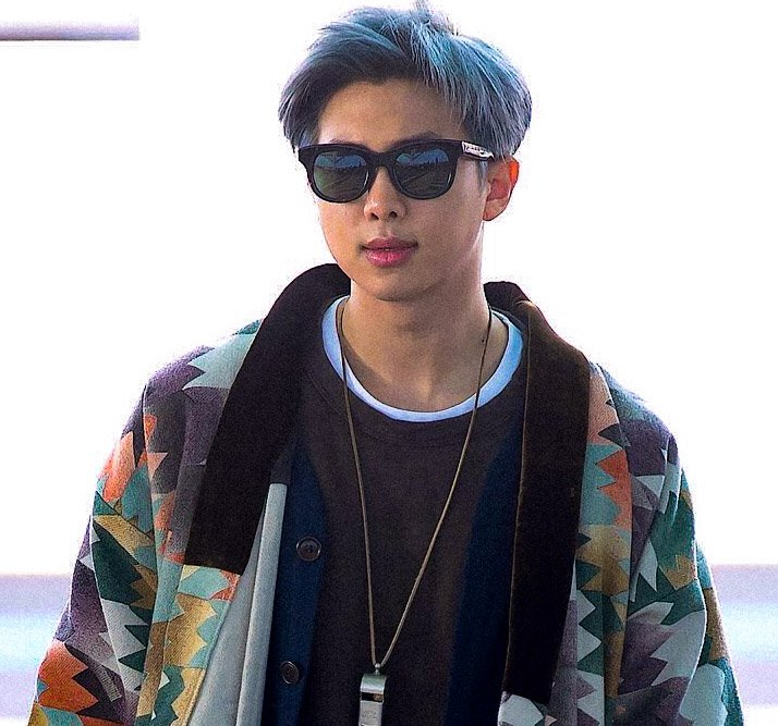 EDITNAMJOON's tweet photo. 💥 https://t.co/ZhwWed1lIn
