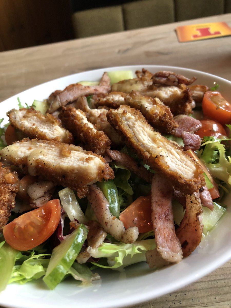 Why not come and have a nice Chicken and Bacon salad with a lovely french dressing. #caberfeidhelgin #caberfeidhbar #elgin #elginmoray #elginmorayshire #morayshire #moray #elgintown #elginscotland #morayfood #food #bar #whiskey #morayspeyside