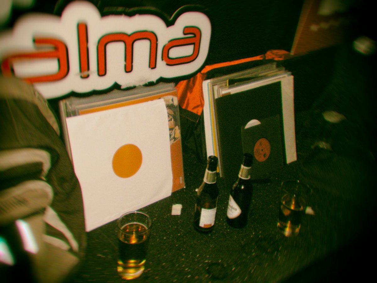 DJ Saum aka DJ Suavesito tweet media