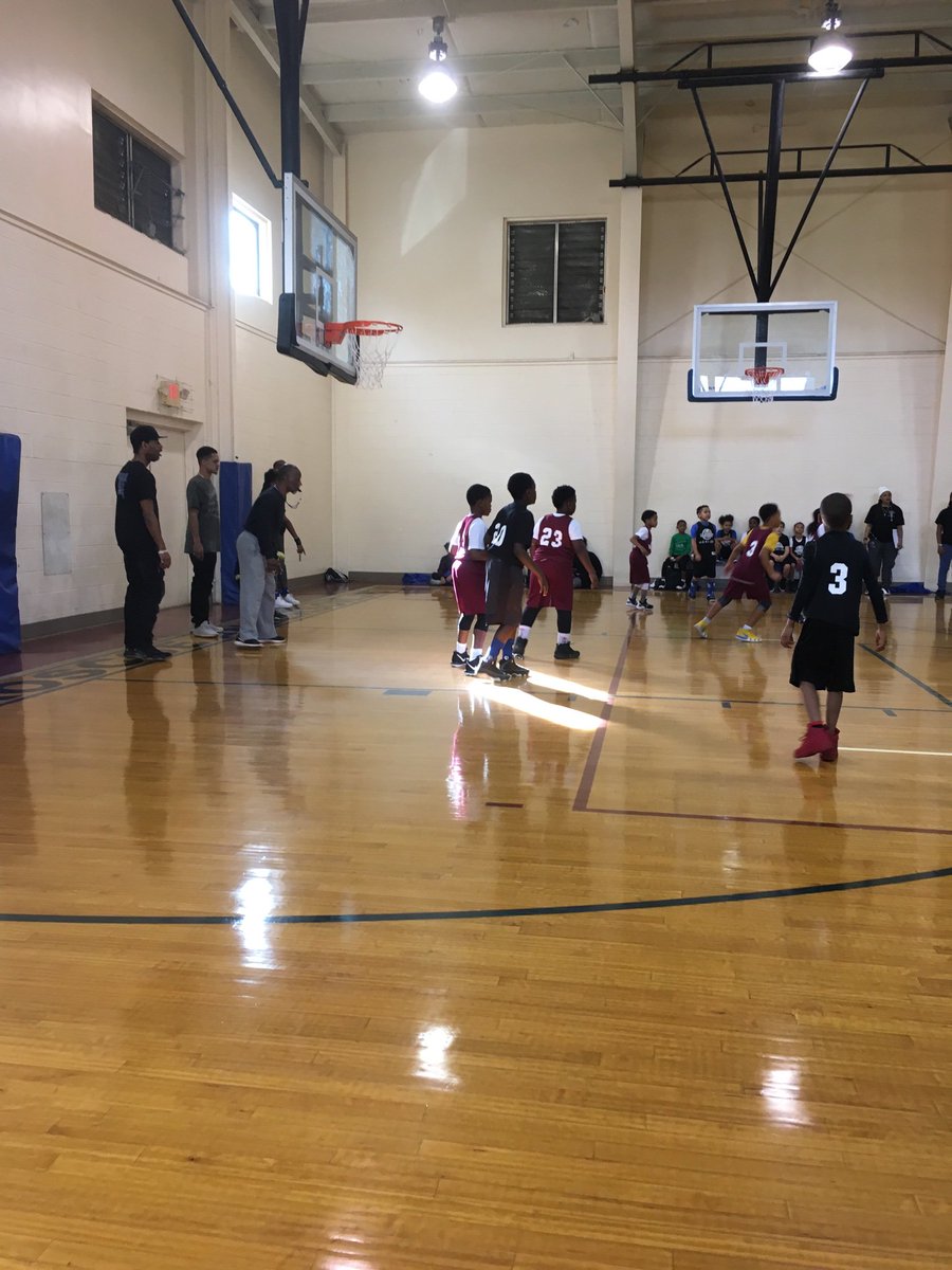 AJ_Allgood's tweet photo. Saturday morning basketball to support our FP scholars at Reynolds #teamfp https://t.co/SFV63yiXbR