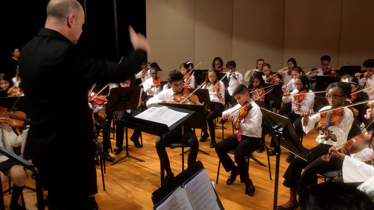 njsymphony's tweet photo. WATCH: Happy #NationalPizzaDay! Get into mood with "Pepperoni Pizza Rock," performed by the NJSO Youth Orchestras' Training Ensemble! https://t.co/IGXsFvGhSw #NJSOyo https://t.co/lZ2PcyGxGH