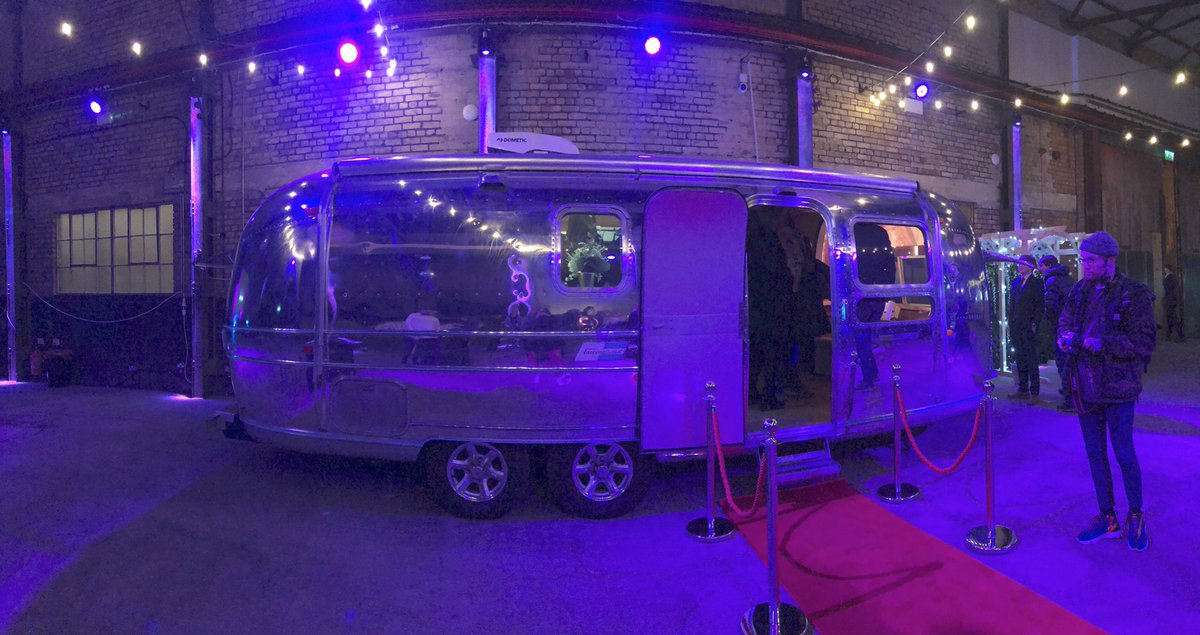 ExploreLpool's tweet photo. 💇‍♀️ | Inside The Silver Bullet 

You’d be forgiven for wondering what The Silver Bullet is… Think vintage American Airstream meets James Bond’s private jet and you’re almost there.

Read more 👉 https://t.co/sTjASKitA0 https://t.co/2Wdd2RpERo