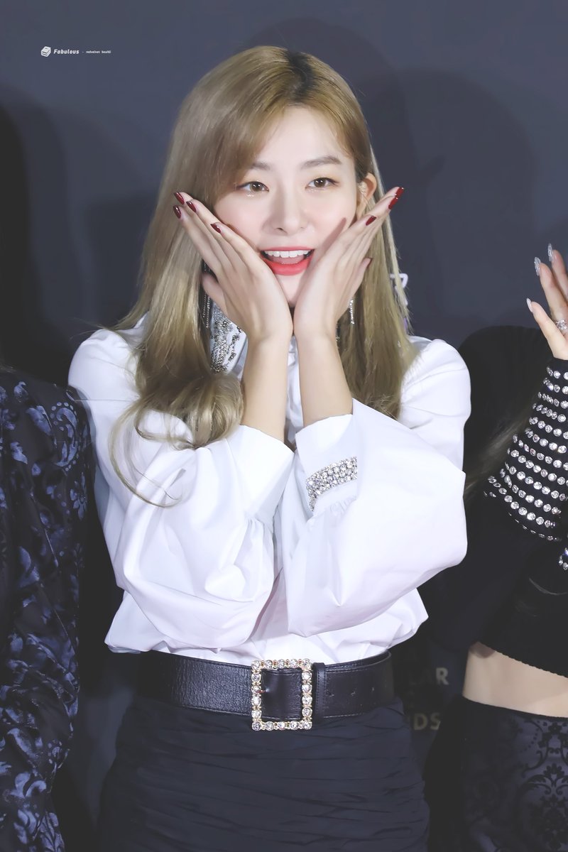 Fabulous__SG's tweet photo. #HappySeulgiDay
#SEULGI_IS_SEULGI 
💛💛💛 https://t.co/mihq2HIjgN