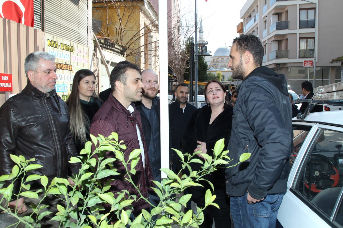 Buca'mızın en köklü mahallelerinden Yaylacık Mahallemizdeki, hemşehrilerimizi dinledik, esnafımızı ziyaret ettik. Desteklerinden dolayı değerli mahallelilerimize teşekkür ederim.