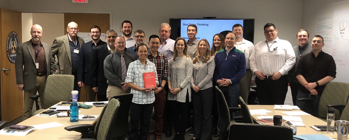ArmyFuturesGrp's tweet image. Who is your red-teamer? If you don’t know, failure lies ahead. 

This week we had the pleasure of hosting #SoldierForLife @kbenson355 and his teammate @SRotkoff, founding members of the Army Red Team school.

#FutureOfTheArmy
#ArmyFutures