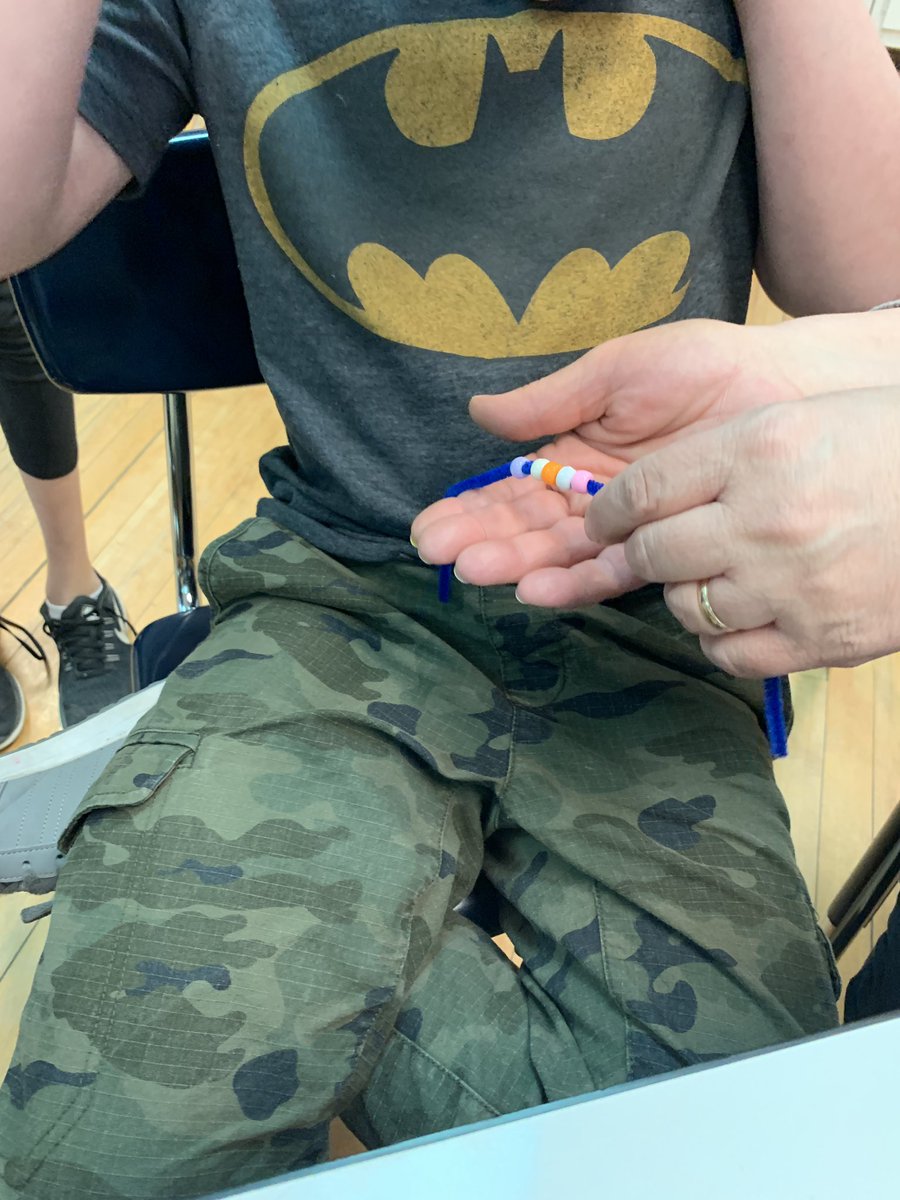 MsOConnell16's tweet photo. #prideweek had us practicing mindfulness and meditation with @MineolaMS we meditate everyday after lunch! Pride had us reflecting on how it affects our emotions mineolamindset https://t.co/u4zYaqeZAb