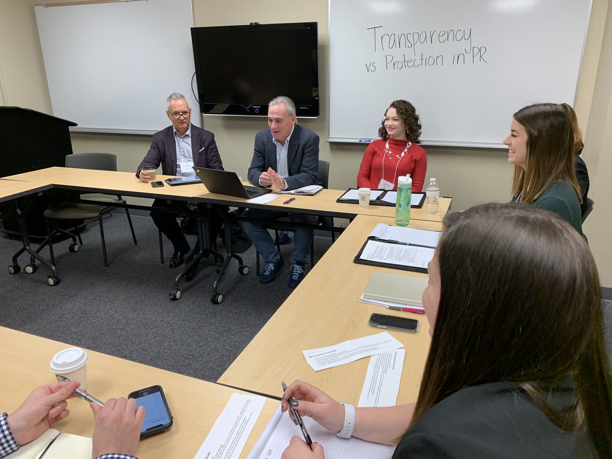 PlankCenterPR's tweet photo. Starting the day off with round table discussions with #PlankBoard members &amp; @BamaAPR students. Topics include #PRDiversity &amp; Inclusion, Technological Developments and Trust &amp; Transpareny. https://t.co/ZRMkvmFJpQ
