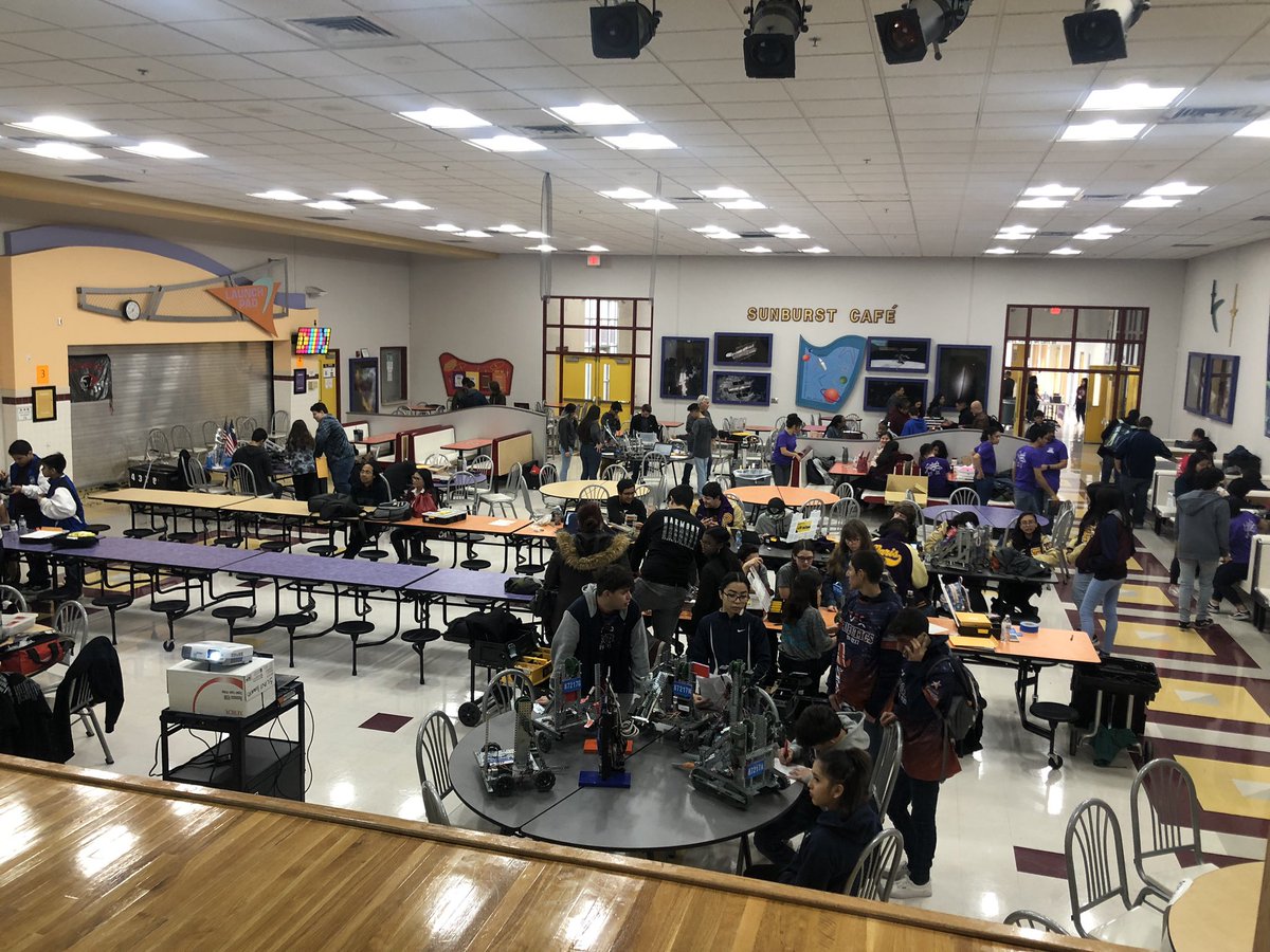 AmyAlarcon23's tweet photo. Welcome to the @YsletaHS VEX Robotics Regional Qualifier! Thanks to @YsletaMS for letting us host the competition on their campus! https://t.co/UjMYDf4TSA