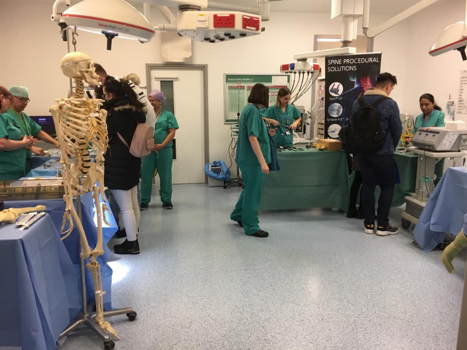 CUH_Theatres's tweet photo. More photo's from our brilliant open day for #teamtheatres @CUH_NHS always a pleasure to put on these days with such a great team. #cuhproud @CUH_Theatres https://t.co/LhnXHkefTg