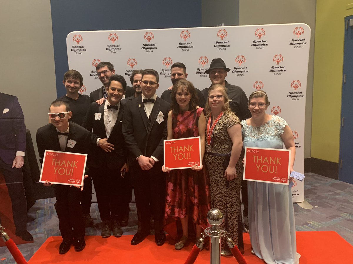 SO_Illinois's tweet photo. Best lookin’ group out there! #FLFC19 #CAS19 https://t.co/UiA2LruHAd
