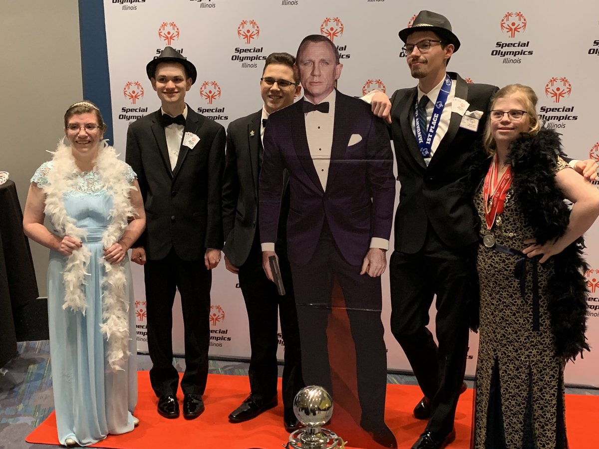 SO_Illinois's tweet photo. Best lookin’ group out there! #FLFC19 #CAS19 https://t.co/UiA2LruHAd