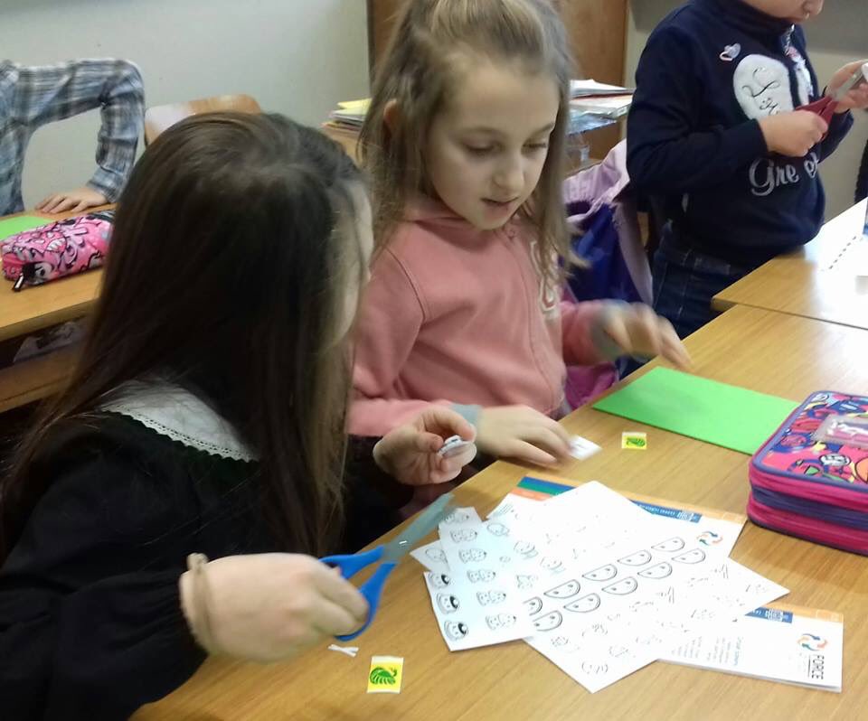 LegambienteLig's tweet photo. Proseguono i laboratori del progetto #FaRCoSA con i bambini delle classi elementari per imparare insieme a sprecare meno #cibo.
@ce_force @ComunediGenova https://t.co/G8duC6PX2O