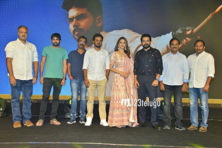 123telugu's tweet photo. Photos : #DevPreReleaseEvent

https://t.co/UnvpztSslD

#Karthi #RakulPreetSingh #devonfeb14 #Dev https://t.co/S2efSbY2nY