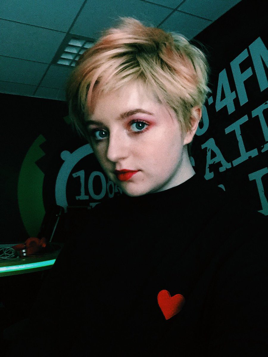 Bí cinnte a bheith ag éisteacht do Amhráin Aoibhín ar <a href="/raidionalife/">Raidió na Life</a> ag 5-6 inniu! Ag seinnt <a href="/jamesblake/">James Blake</a> <a href="/BARQ_music/">BARQ</a> <a href="/BarryJMusic/">Barry Jay Hughes / Wedding Singer Éire</a> <a href="/zaskamusic/">Max Zaska</a> <a href="/Roe_music/">roe</a> <a href="/roisinmurphy/">Róisín Murphy</a> <a href="/FearsFuture/">Future Fears</a> <a href="/wastefellow666/">Wastefellow</a> <a href="/DreamingOfJup/">Dreaming of Jupiter</a> agus níos mó! ⭐️