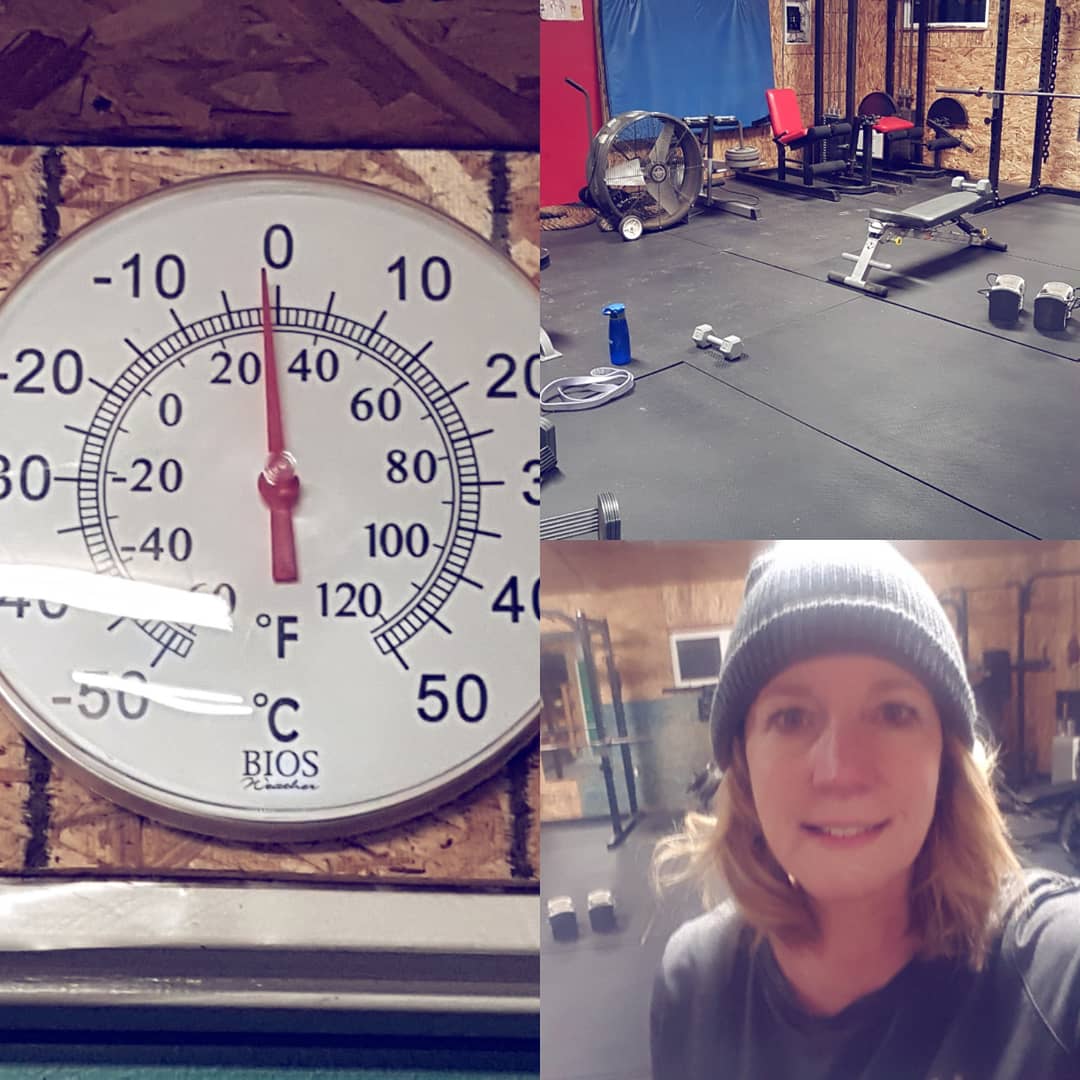 LaurelSchuett's tweet photo. Last night at the gym and it was cold. Had to keep blowing on my hands after using the dumbbells. Fantastic MPC M1D5W1 workout!
#dumbbellswerecold
#coldgym
#mpc2019
@MyPeakChallenge @SamHeughan @F1ghtCamp
@MPCFitlanders @10MinDQ @Sheugs @ladybay8 @barbaramills1 @sarahjaswim https://t.co/aNhhwrCqzj