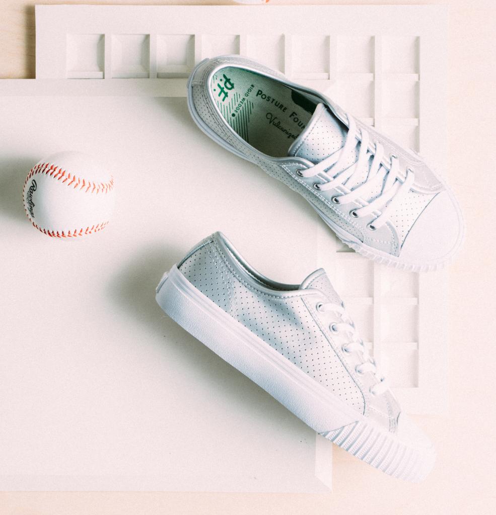 SHEEN QUEEN | Shine on in this season's newest Centers. SHOP METALLICS: po.st/7fDPwY