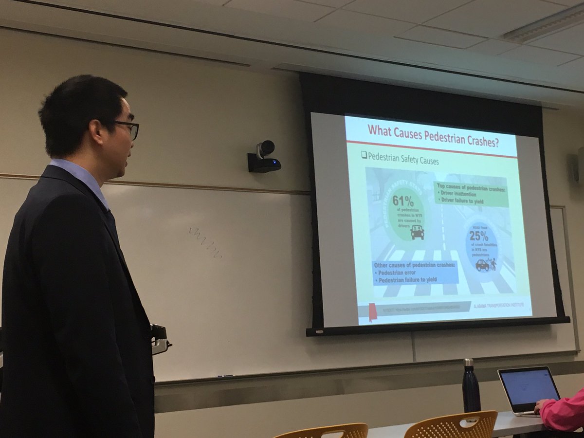 Darren Li of <a href="/UofAlabama/">The University of Alabama</a> leads a rousing discussion of pedestrian fatalities <a href="/transpocampso/">TransportationCamp South</a> #transpo19 #tcsouth