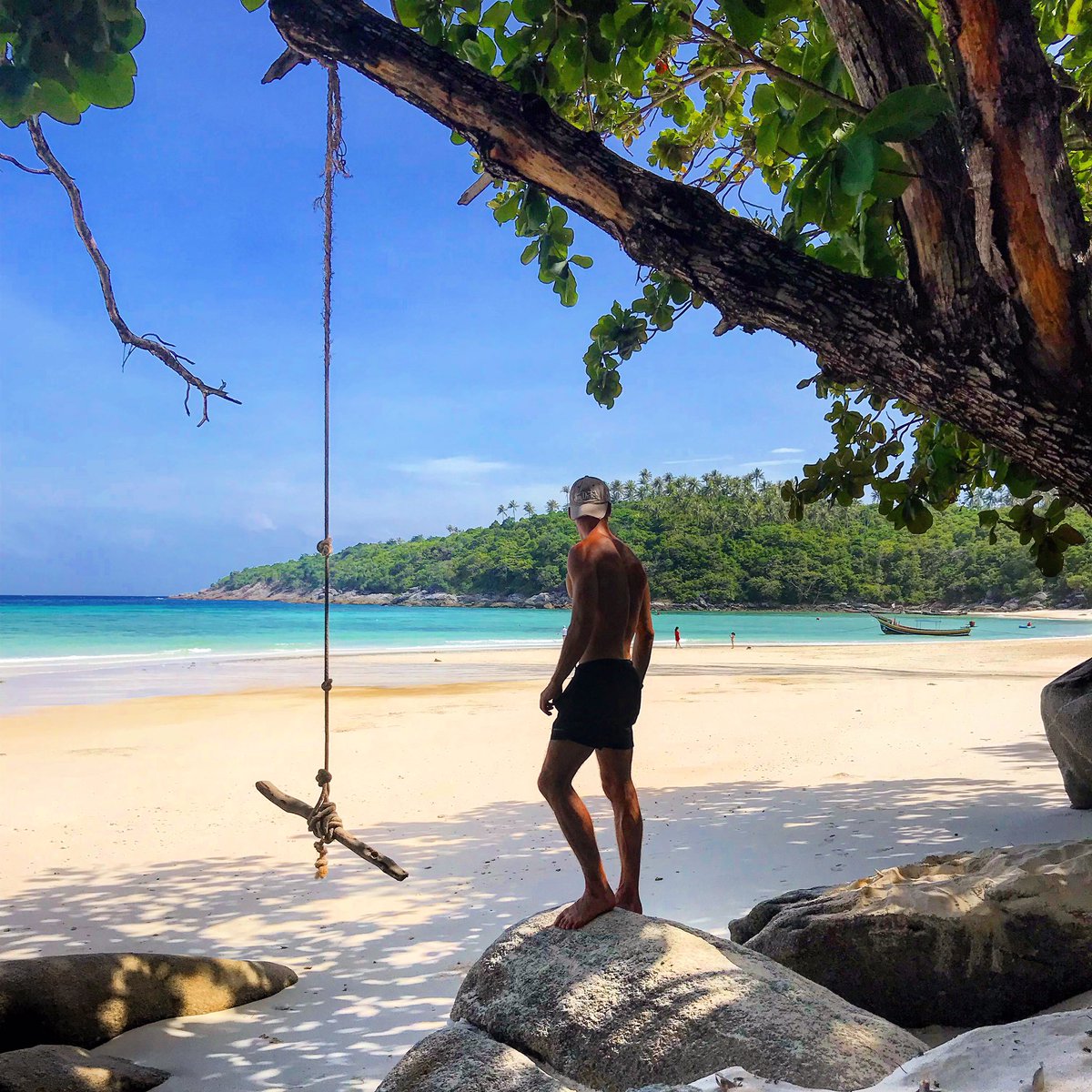 jamery1986's tweet image. Lost in paradise 🔆 #tbt #rayaisland #thailand #phuket #kohraya #beach #blue #me #lifestyle #wanderlust #travel #turquoisewater instagram.com/p/BtqucmmBOAb/…