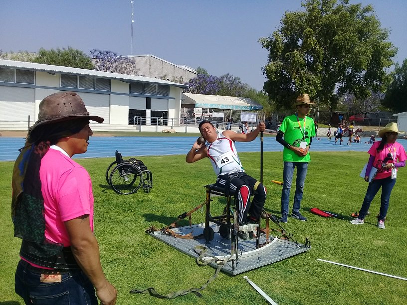 FED. MEX. SILLAS DE R. tweet media