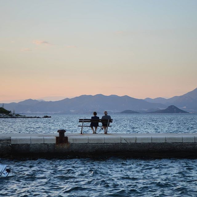 goodeatsmeets's tweet photo. Not a bad view to enjoy the end of a day and another amazing sunset in Croatia. .
.
.
#GEAM #food #foodie #foodporn #foodiegram #travel #instagood #Instafood #picoftheday #travelblog #love #roadtrip
#croatia #croatiafulloflife #gypsytable #thegypsytab… https://t.co/7Kl4zMdFTe https://t.co/pw54f2n6II