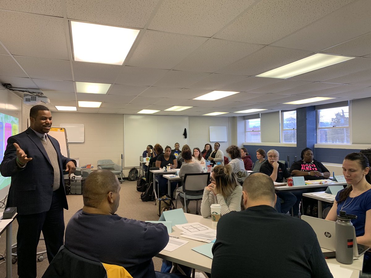 jenarberg's tweet image. On Saturdays, we do math. Packed house of @GCSchoolsNC Math 1 teachers working on linear and exponential functions. Makes my 💜 happy. #mathforeveryone