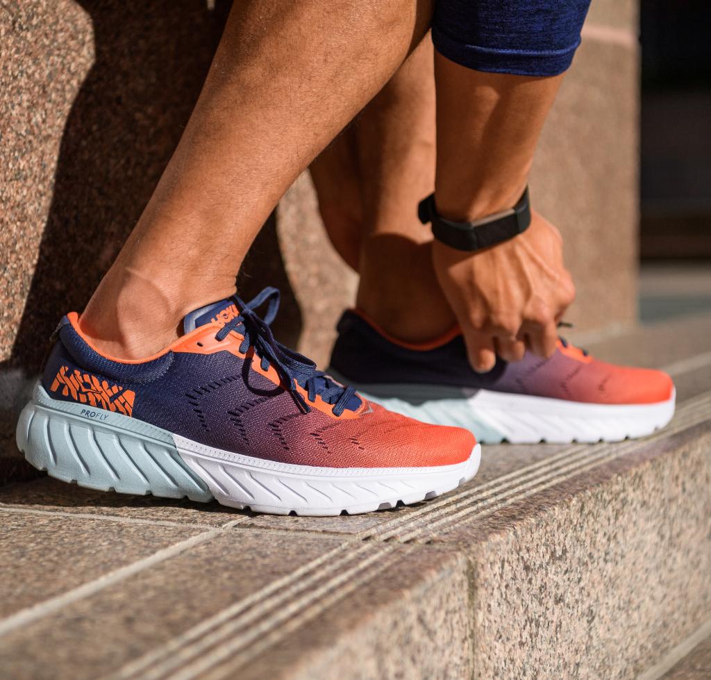 hoka's tweet photo. A shoe that gives you that ready-to-race, excited-to-get-out-the-door kind of feeling. #HOKAmach https://t.co/KywPF5dht5