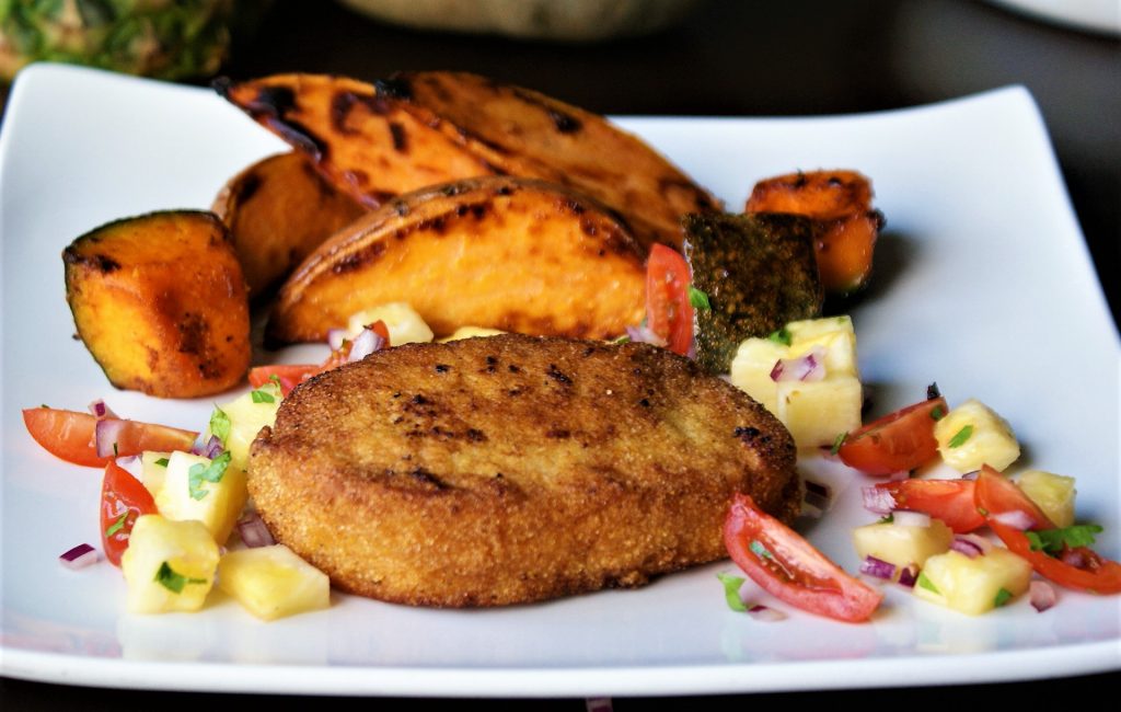 cooktoknow's tweet photo. This week we’re sharing with you our fantastic recipe for Pork Medallion the Mediterranean style! #porkmedallion #polenta #sweetpotatowedges #chunkypumpkin #pineapple #cherrytomatoes #redonion #salsa #glutenfree #delicious #dinneridea #mediterranean

https://t.co/7zO4CvWq5N https://t.co/G5fTMGthkj