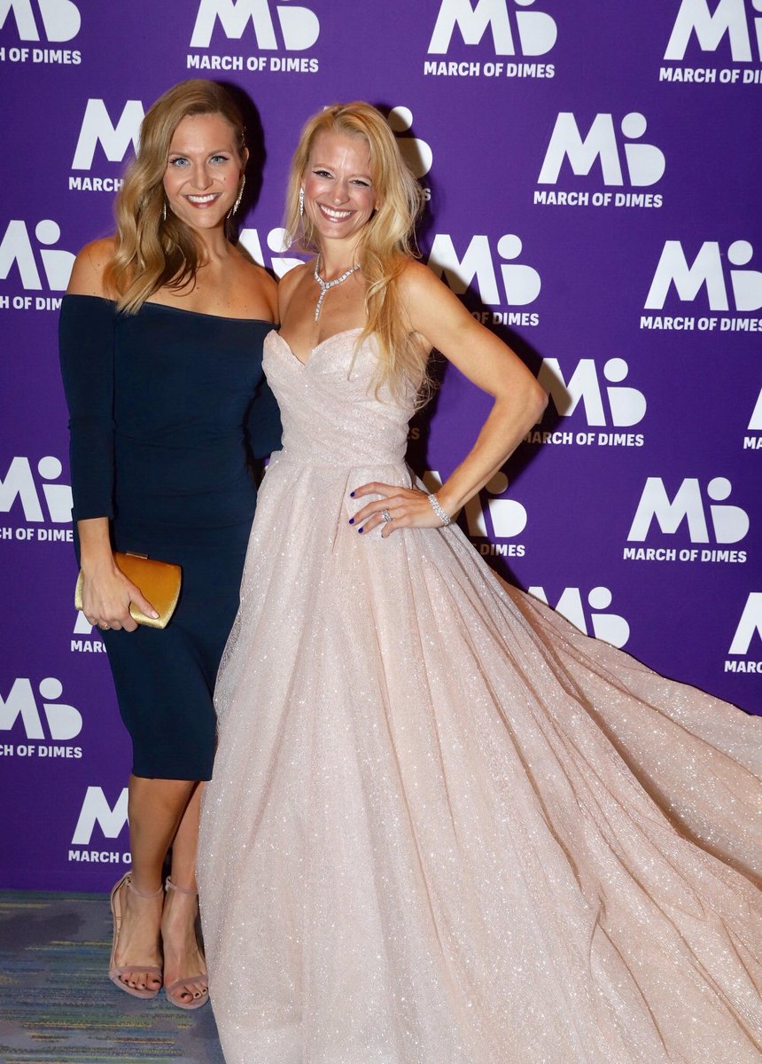 Every non-profit should have a fairy Godmother like Amy Fields and the <a href="/FieldsAuto/">Fields Auto Group</a> Group.  We raised so much $$$ for <a href="/MarchofDimesIL/">March of Dimes IL</a> at #FLFC19 last night! 💜💥💜💥 (📸: <a href="/FrancisSonPhoto/">Francis Son</a>) <a href="/MarchofDimes/">March of Dimes</a> <a href="/nbcchicago/">NBC Chicago</a> <a href="/NBC5Community/">NBC5Community</a>