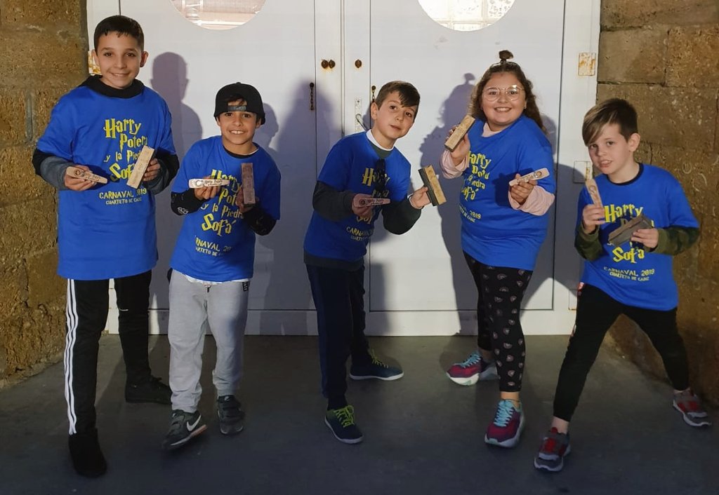 LOSDELAVINA's tweet photo. Cada vez más nervios, más ilusión.......tan sólo nos queda 1 semana para LA GRAN FINAL #COAC2019 #cuartetoinfantil #16defebrero https://t.co/Q10rjUSWHn