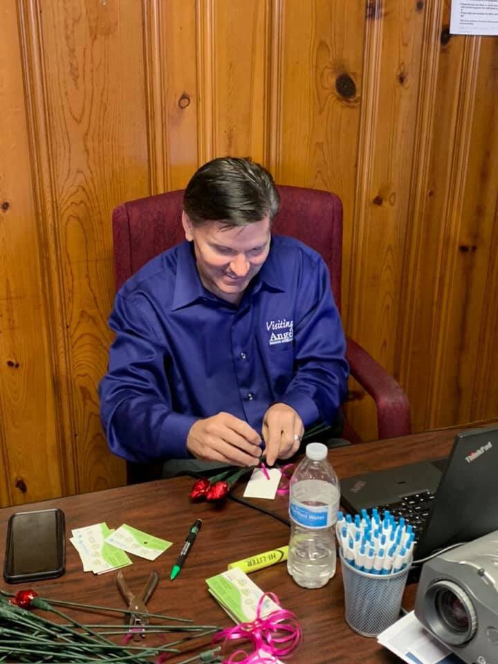 VisAngel_SC's tweet photo. We’re getting ready for Valentine’s Day! Are you? ❤️🌹 https://t.co/DL9kOlctIC