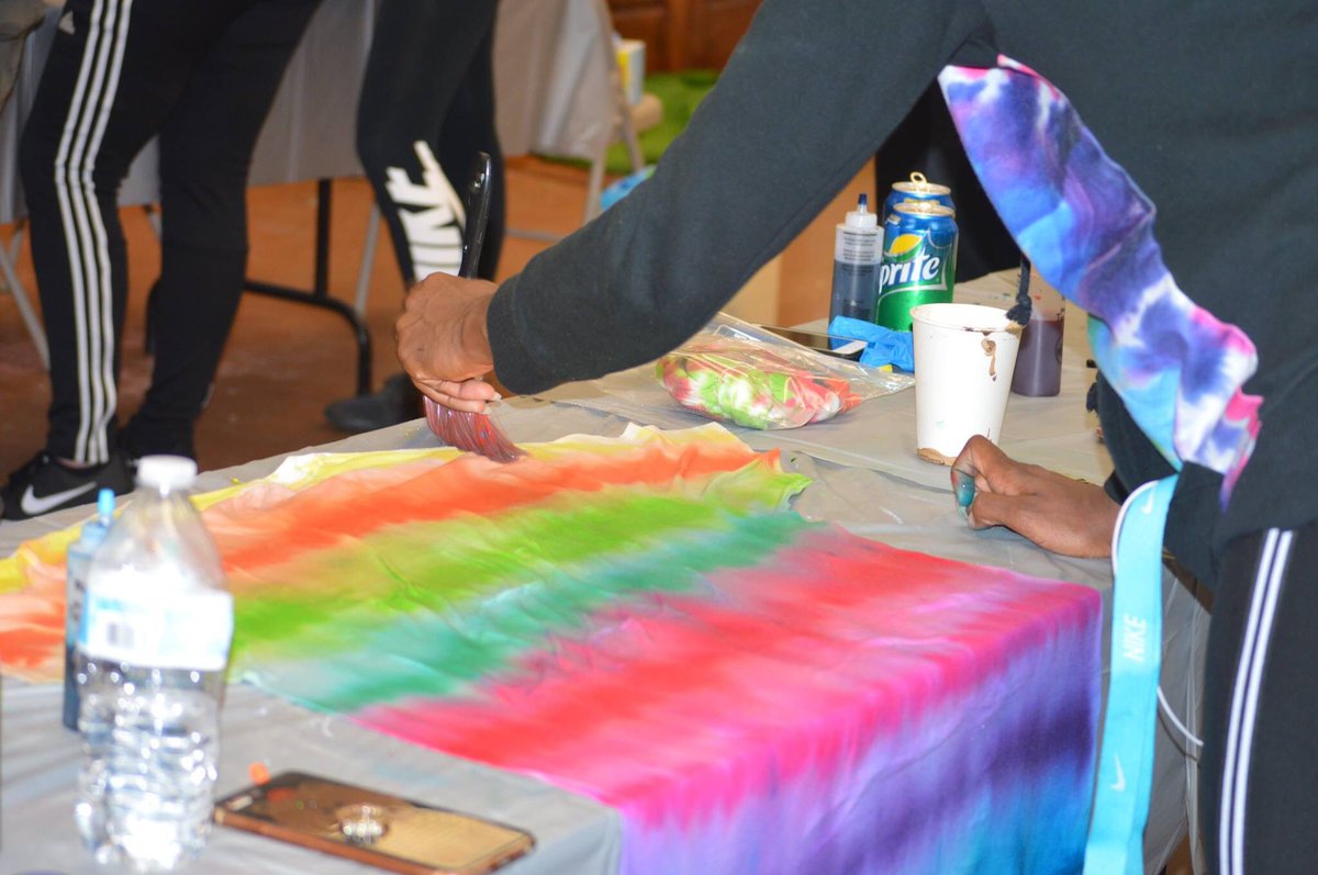 studentlifetu's tweet photo. Throw back to last week at Tie-Dye Night đ #tustudentlife #TUCAB https://t.co/TuuckrgmGS
