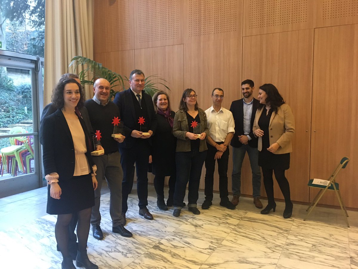 Appscho's tweet image. Nous sommes heureux de contribuer à la #smartregion dans la catégorie #campus avec l’@UnivEvry merci à la Région @iledefrance pour la 2eme édition des Trophées #franciliens de l&apos; #innovation #numérique dans le #supérieur #campusmobile