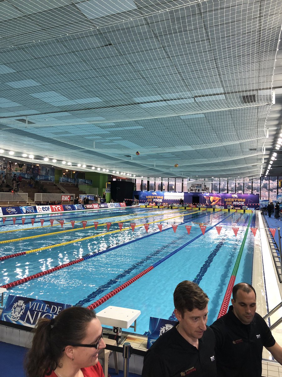 RobinsGrant's tweet image. Arrived safe, pool fast, team briefing to set the scene! #creatingstories #oadf #swimmingisajourney