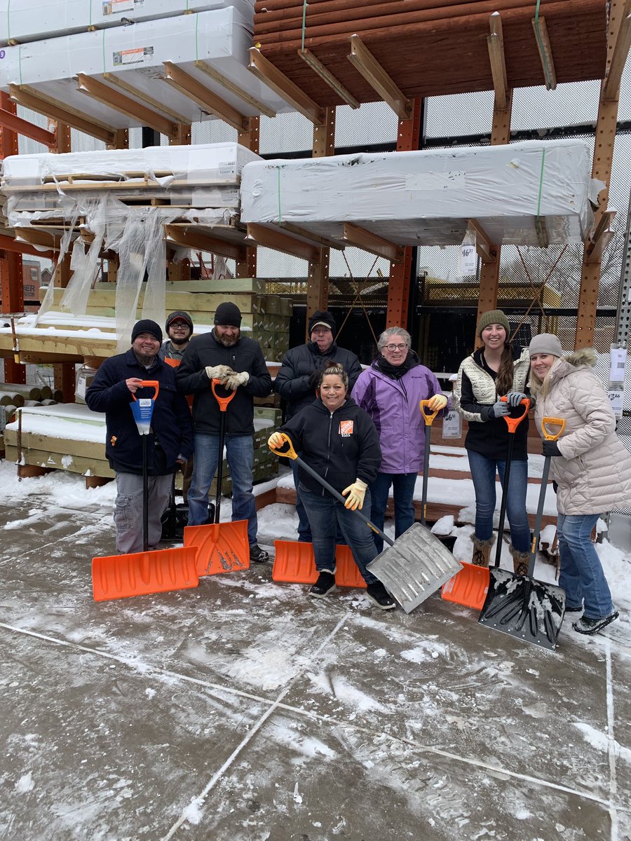 Nick Scaggs (@nickscaggs2) on Twitter photo Subzero Shovel Brigade #1515
Great teamwork! <a href="/HDLataille/">David Lataille</a> @TaneshaCWhittle <a href="/kmwunrow/">Kathleen Elmore</a> Subzero Shovel Brigade #1515
Great teamwork! <a href="/HDLataille/">David Lataille</a> @TaneshaCWhittle <a href="/kmwunrow/">Kathleen Elmore</a>
