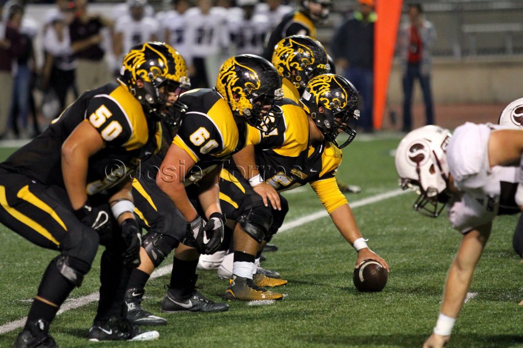 linemanissues's tweet photo. You know where it starts #startsupfront https://t.co/lLHDu6Ta1z