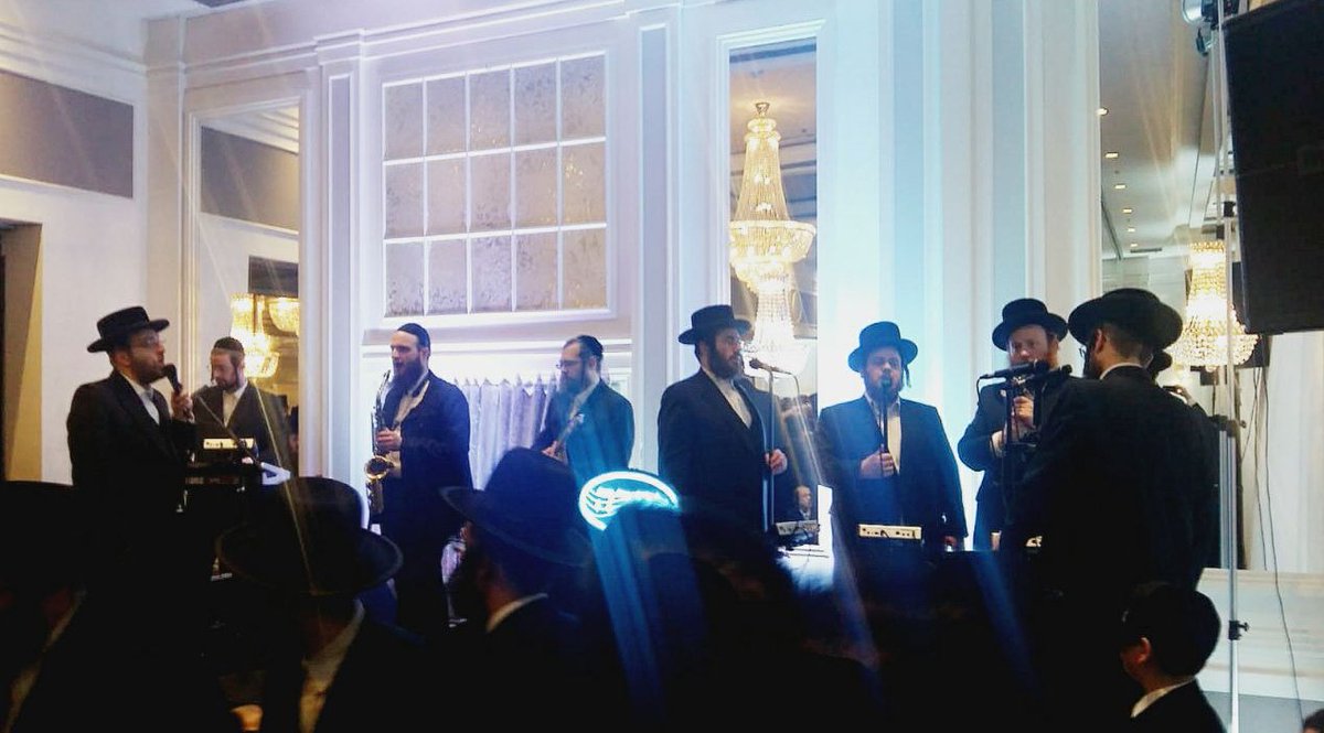 Zimra Choir (@zimrachoir) on Twitter photo Uplifting wedding last night with
<a href="/AhreleSamet/">Ahrele Samet</a>.
Guitar: @Studio_Dynamic
Sax: <a href="/TzviGoldring/">Tzvi Goldring</a>
Keys: #CheskyFriedman
Sound: #SrulyKlein
#wedding #dance #chasidish #spirit #singing
#tantz #guitar #saxophone #musica #chors Uplifting wedding last night with
<a href="/AhreleSamet/">Ahrele Samet</a>.
Guitar: @Studio_Dynamic
Sax: <a href="/TzviGoldring/">Tzvi Goldring</a>
Keys: #CheskyFriedman
Sound: #SrulyKlein
#wedding #dance #chasidish #spirit #singing
#tantz #guitar #saxophone #musica #chors