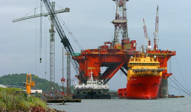 upspag's tweet photo. A total of $799 million upstream petroleum contracts awarded to Ghanaian companies.
Read more here https://t.co/ssiYq1HSM2 https://t.co/Y3MiILVtHM