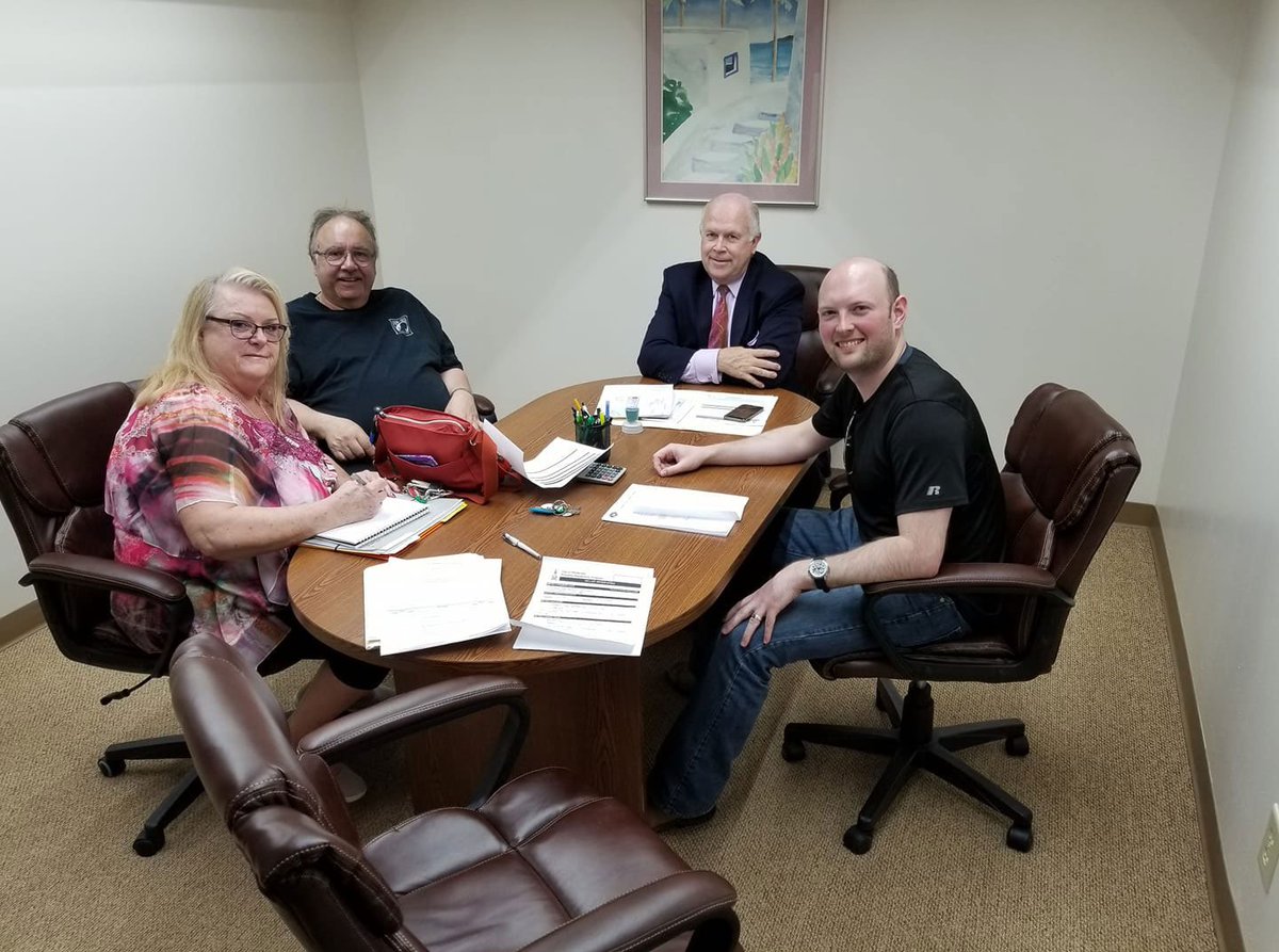 Ian_Kee's tweet photo. Want to get valuable info on business ownership and real estate investing? Text MOMENTUM to 50597. I've done 4 real estate deals in the last 9 months with none of my own money, you can too! https://t.co/ipEpvGoiQb