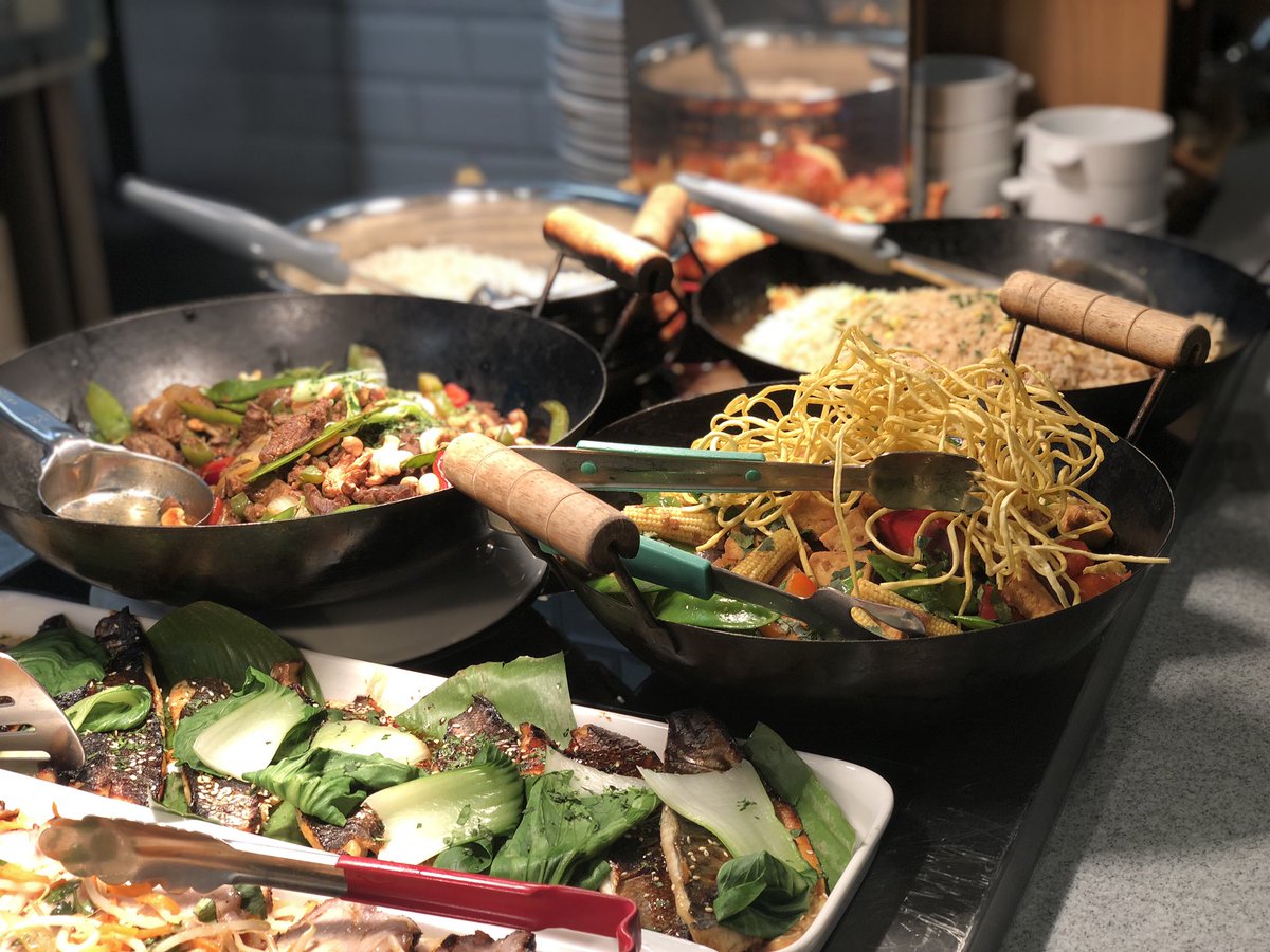 Darrenpassmore's tweet photo. Celebrating Chinese New Year @BupaCromHosp Rocking the Chinese Dishes #eatgoodfeelgood #tastytofu @QBTuna @MedirestUK https://t.co/RmS0wUioVy