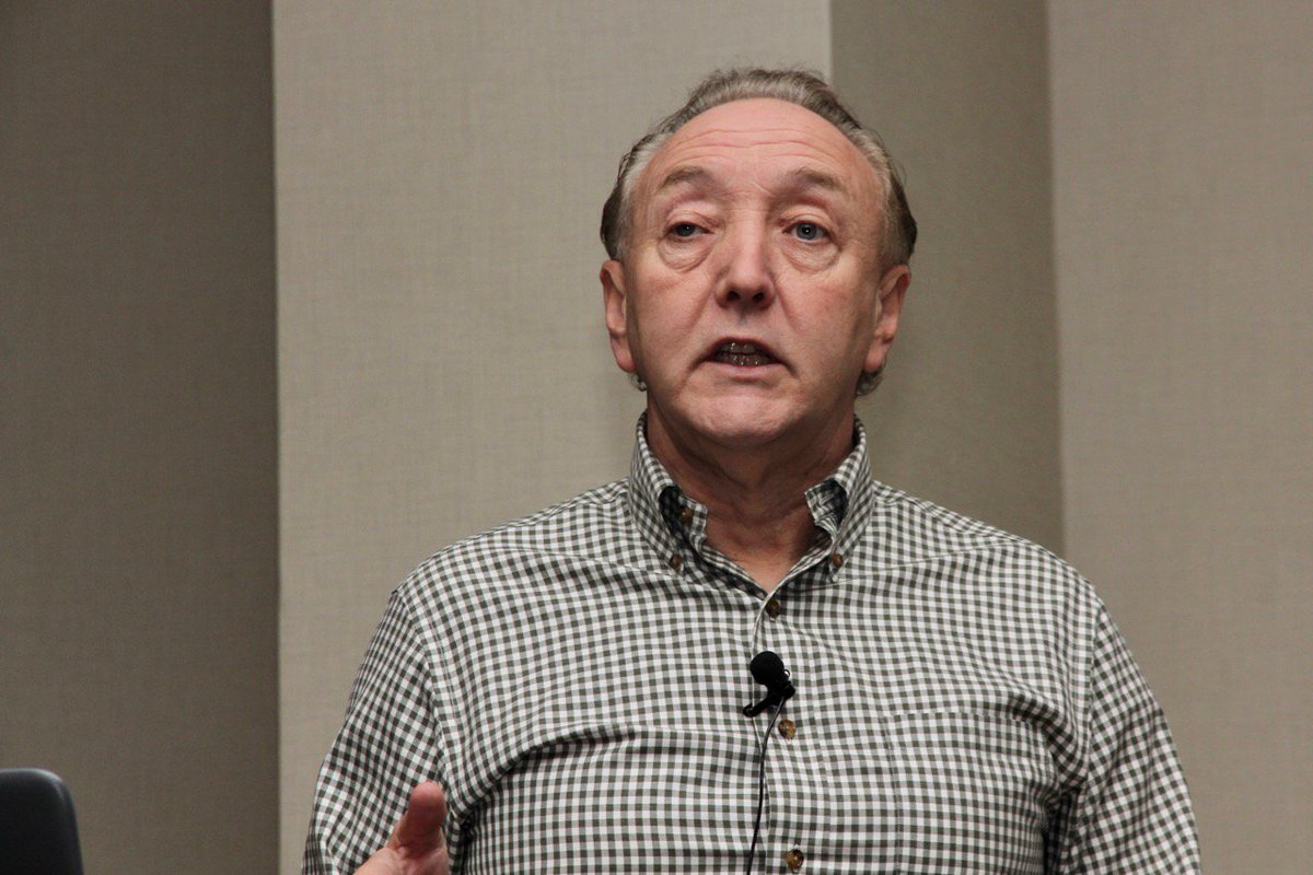 histon_mike's tweet photo. James Gill @FUJIFILMDimatix gave us a great presentation on getting small drops to substrates over large distances, and dealing with the inevitable satellite drops and ink mist created when jetting #imiconf https://t.co/QPc9nykHAq