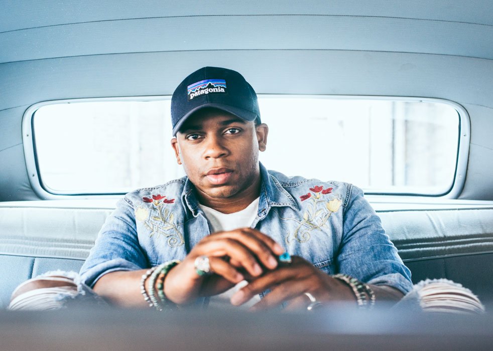 Nashville based country artist @JimmieAllen is taking over the #WolfDen for a FREE performance on 2/10! http://bit.ly/2B0U3w0
