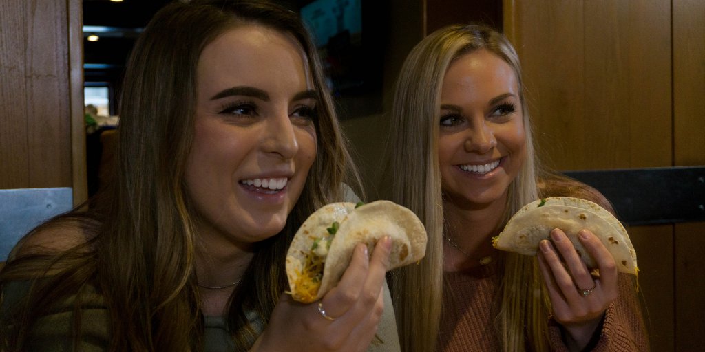 It’s a good time to indulge in our mouth watering BBQ Pulled Pork Tacos 😋🌮
........
BBQ Pulled Pork Tacos ~ Three flour tortillas filled with smoked pulled pork in our spicy bbq sauce, topped with cheddar-jack cheese, coleslaw and green onion.

#EmbraceIndependence #pouryourown